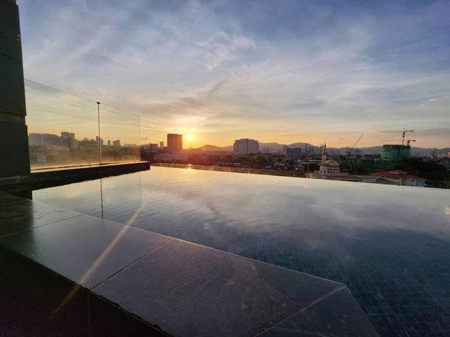 Pangsapuri Kl Serenity Quarter Flexus At Jln Kuching - Self C-in, F-parking Kuala Lumpur