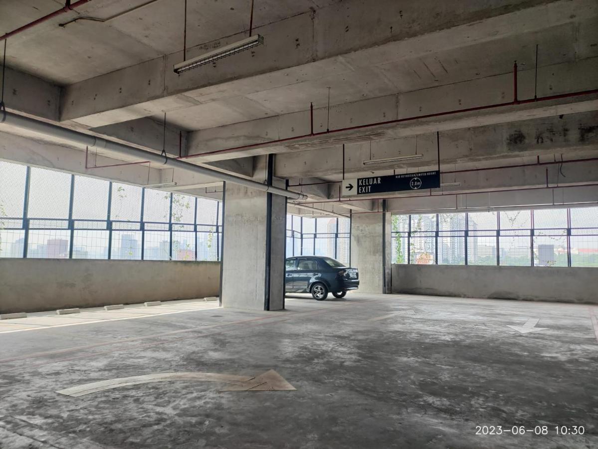 Kl Serenity Quarter Flexus At Jln Kuching - Self C-in, F-parking Kuala Lumpur
